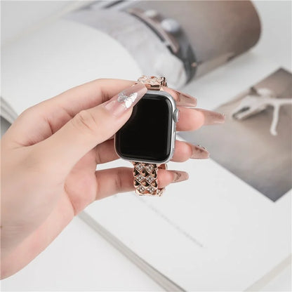 For Apple Watch Ultra 2 Ultra 49mm  /  Series 9 8 7 45mm  /  6 5 4 SE (2023) SE (2022) SE 44mm  /  3 2 1 42mm Rhombus Zinc Alloy Strap