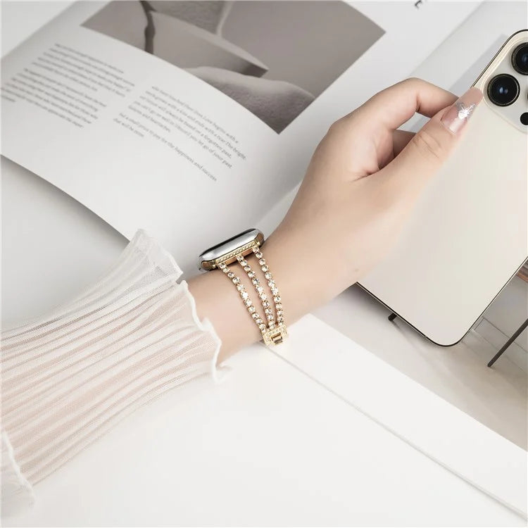 For Apple Watch Ultra 2 Ultra 49mm  /  Series 9 8 7 45mm  /  6 5 4 SE (2023) SE (2022) SE 44mm  /  3 2 1 42mm 3 Rows Rhinestone Bracelet Strap