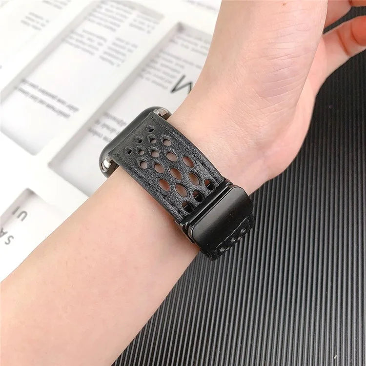 For Apple Watch Ultra 2 Ultra 49mm / Series 9 8 7 45mm / 6 5 4 SE (2023) SE (2022) SE 44mm / 3 2 1 42mm Breathable Strap Leather Watch Band