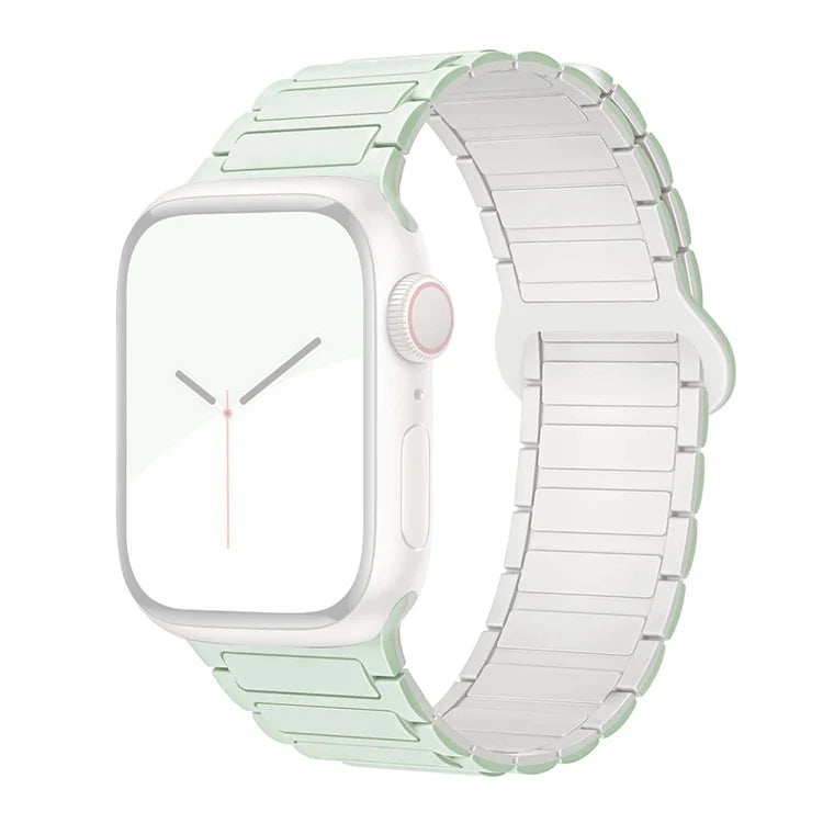 For Apple Watch Ultra 2 Ultra 49mm / 9 8 7 45mm / 6 5 4 SE (2022) SE (2023) SE 44mm / 3 2 1 42mm Silicone Strap Magnetic