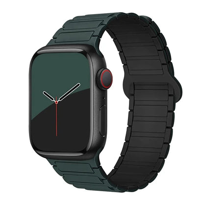 For Apple Watch Series 9 8 7 41mm  /  6 5 4 SE (2022) SE (2023) SE 40mm  /  3 2 1 38mm Watchband Soft Silicone Magnetic Strapish Green / Black