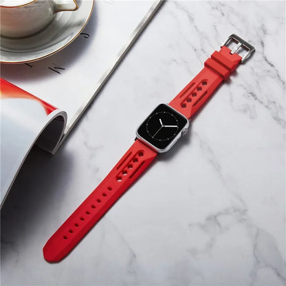 For Apple Watch Ultra 2 Ultra 49mm / Series 9 8 7 45mm / 6 5 4 SE (2022) SE (2023) SE 44mm / 3 2 1 42mm Silicone Watch Band Hollow