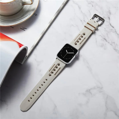 For Apple Watch Series 9 8 7 41mm / 6 5 4 SE (2022) SE (2023) SE 40mm / 3 2 1 38mm Watch Strap Hollow Silicone Band