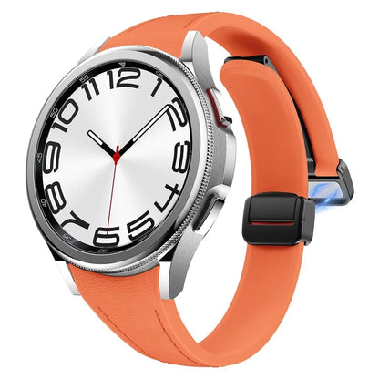 For Samsung Watch FE 40mm / Watch4 Classic Active / Watch 5 / Watch6 Classic Magnetic Buckle Leather+Silicone Strap