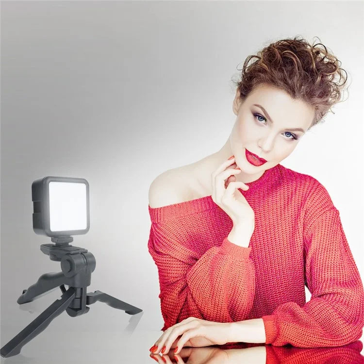 VLOGLITE W49S Mini Beauty Video Light Photography Live Streaming LED Fill Light