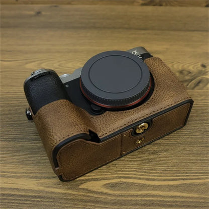 For Sony A7C II / A7CR Camera Bottom Case Retro PU Leather Half Body Cover with Battery Opening