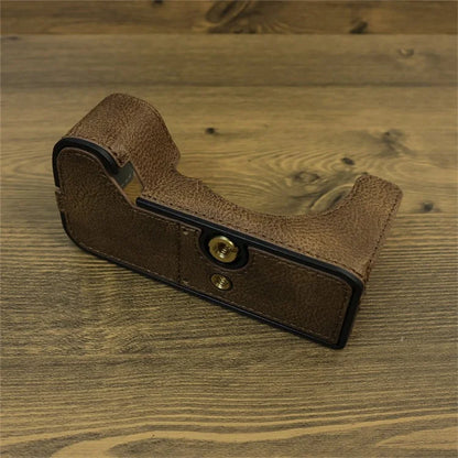 For Sony A7C II / A7CR Camera Bottom Case Retro PU Leather Half Body Cover with Battery Opening