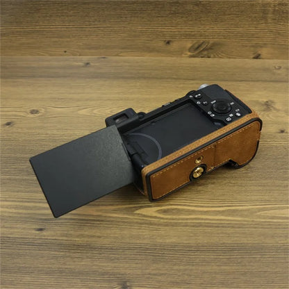 For Sony A7C II / A7CR Camera Bottom Case Retro PU Leather Half Body Cover with Battery Opening
