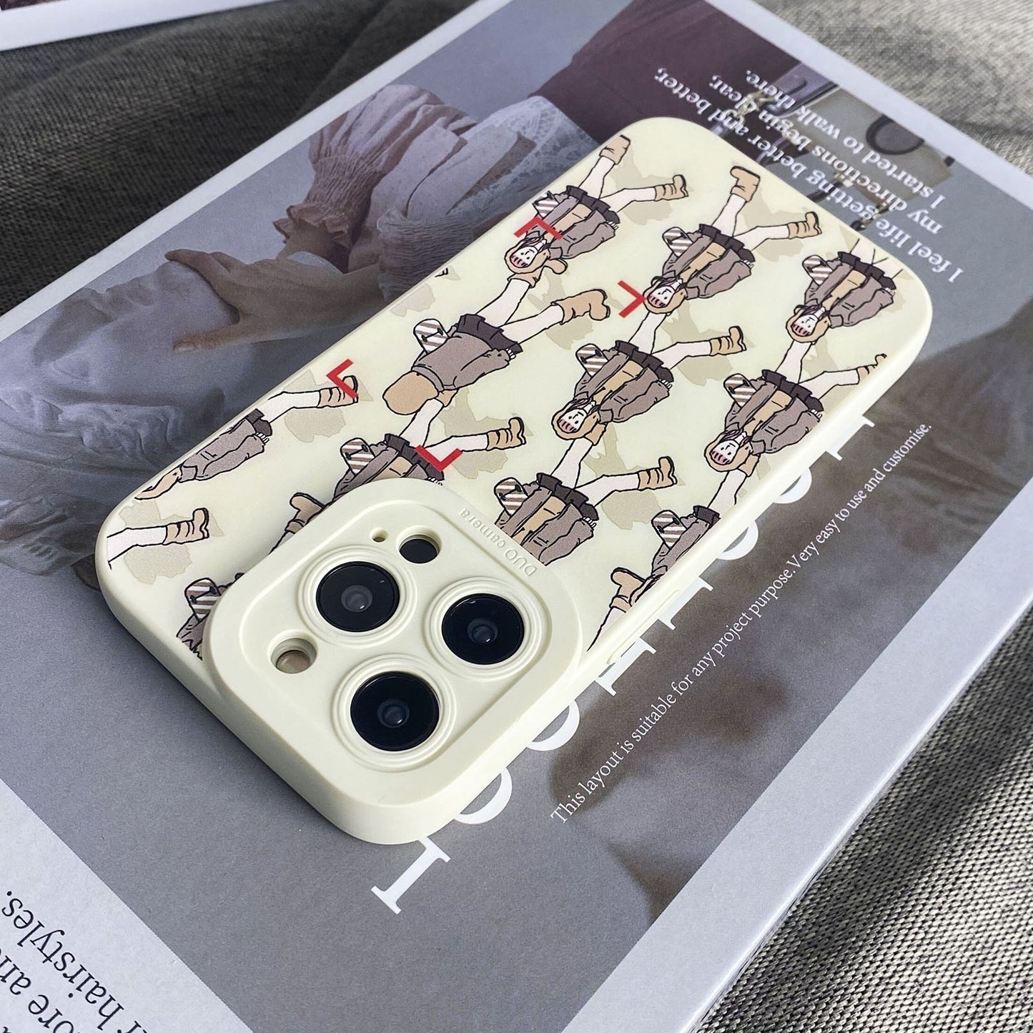 ELECTROPRIME For iPhone 15 Liquid Silicone Pedestrians Pattern Phone Case(Beige)