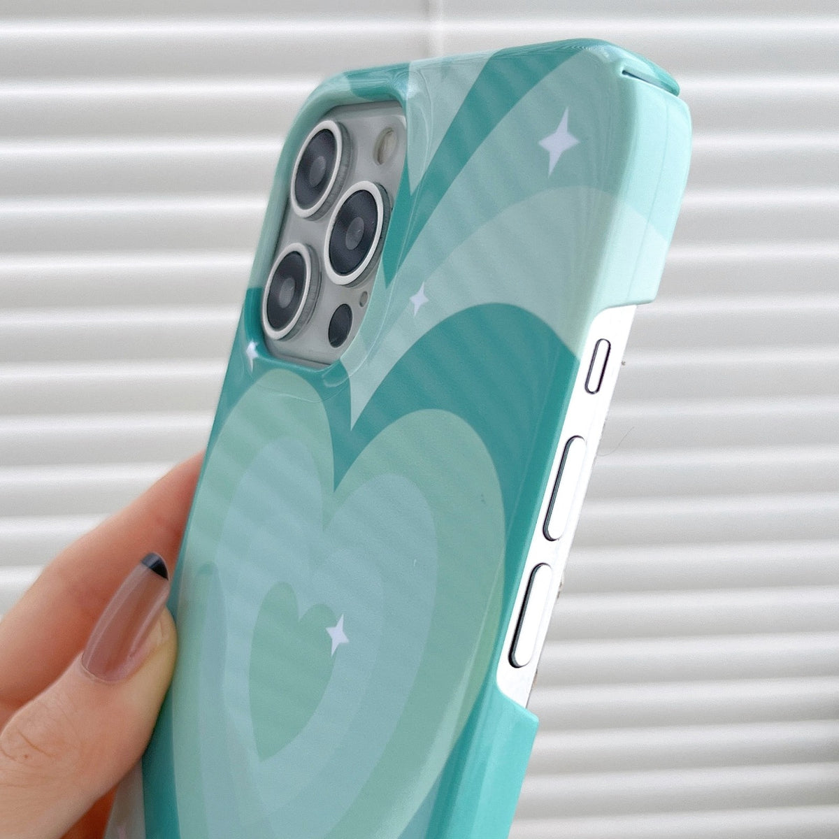 ELECTROPRIME For iPhone 15 Painted Pattern PC Phone Case(Green Love)