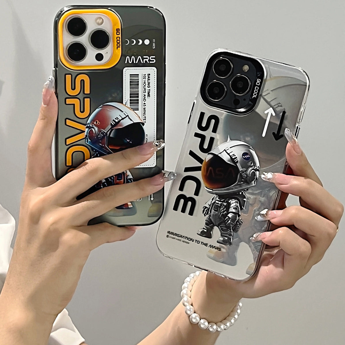 ELECTROPRIME For iPhone 15 Plus Astronaut Pattern PC Phone Case(Gray Astronaut)