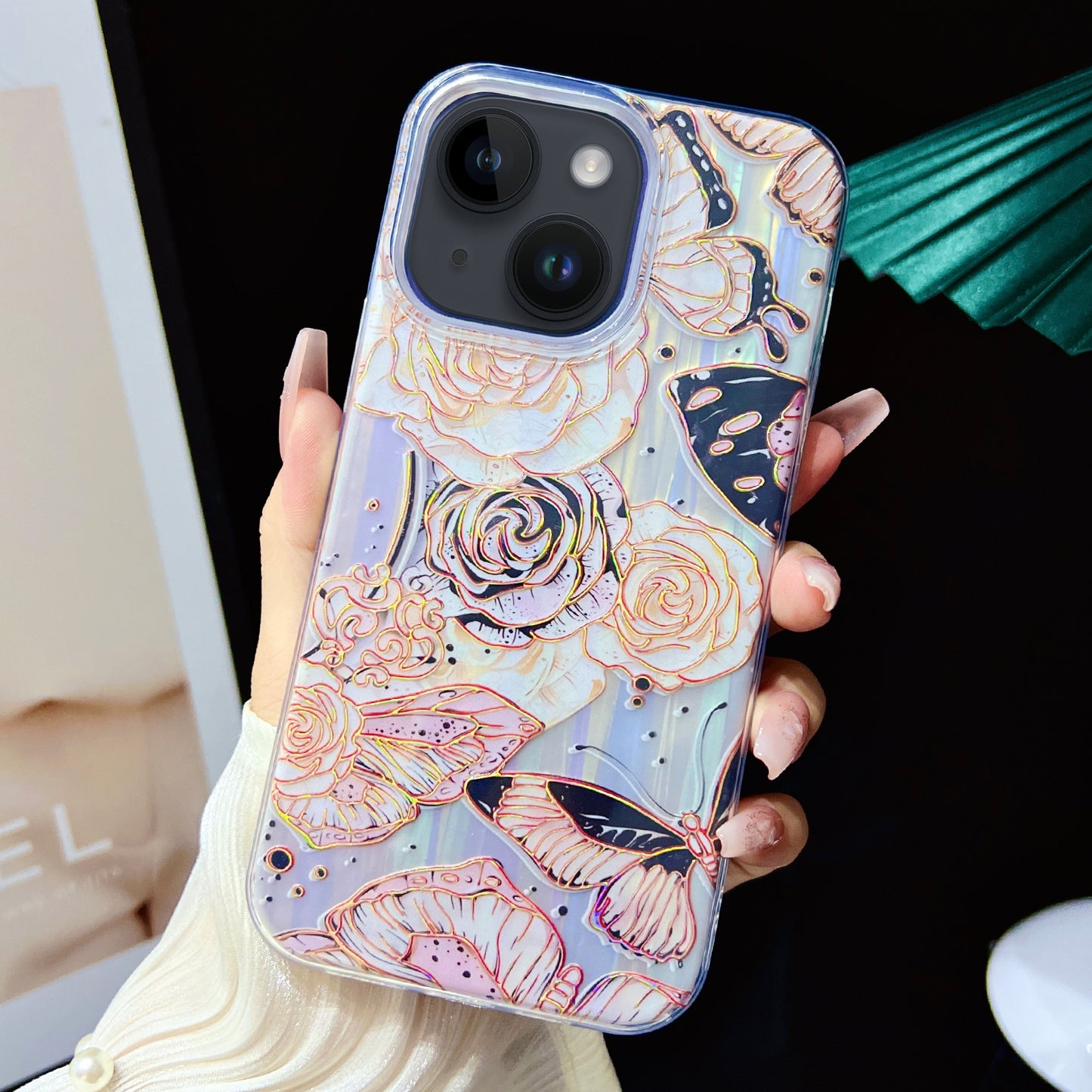 ELECTROPRIME For iPhone 15 Electroplated Color Film TPU + PC Phone Case(Black Gold Flowers)