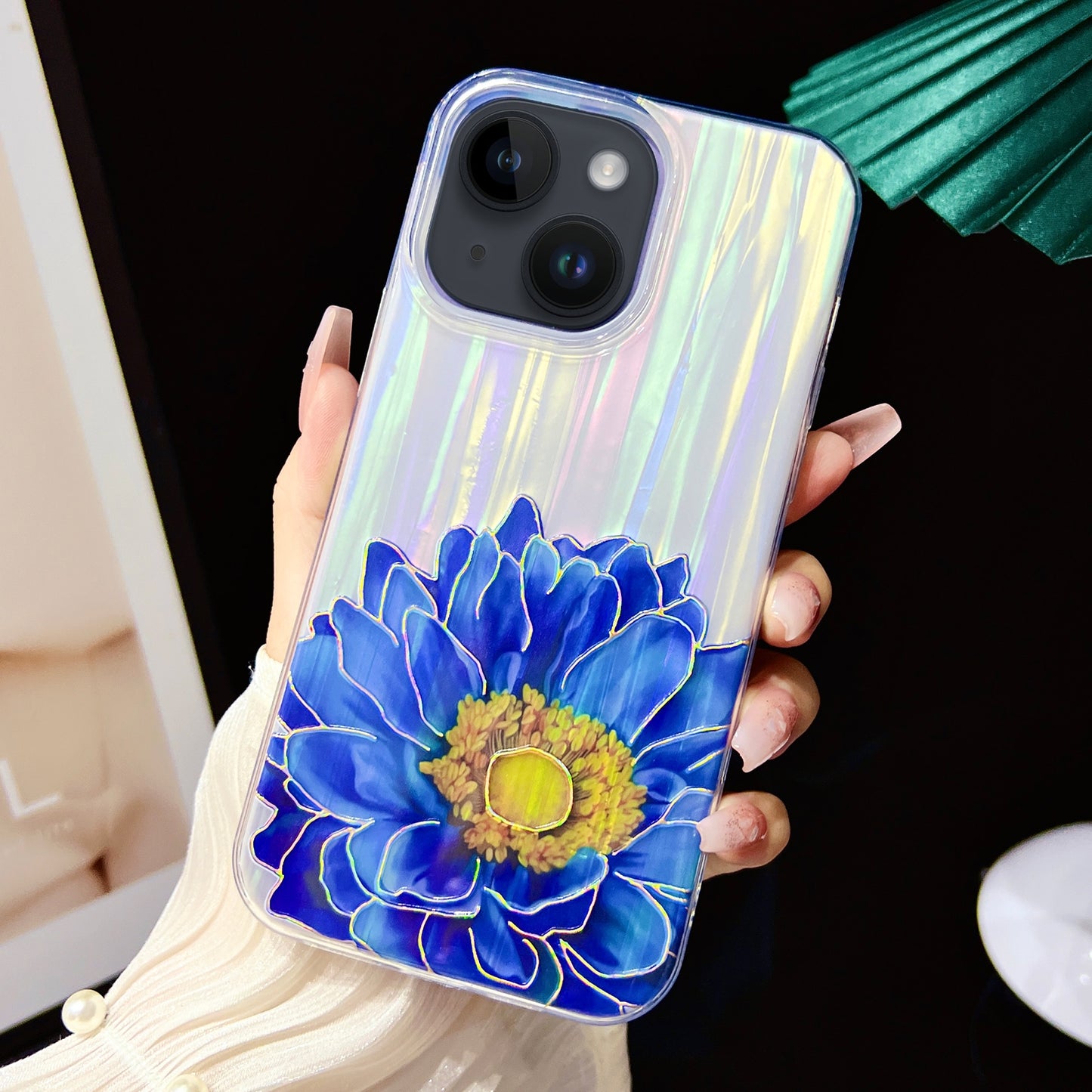 ELECTROPRIME For iPhone 15 Electroplated Color Film TPU + PC Phone Case(Blue Flowers)
