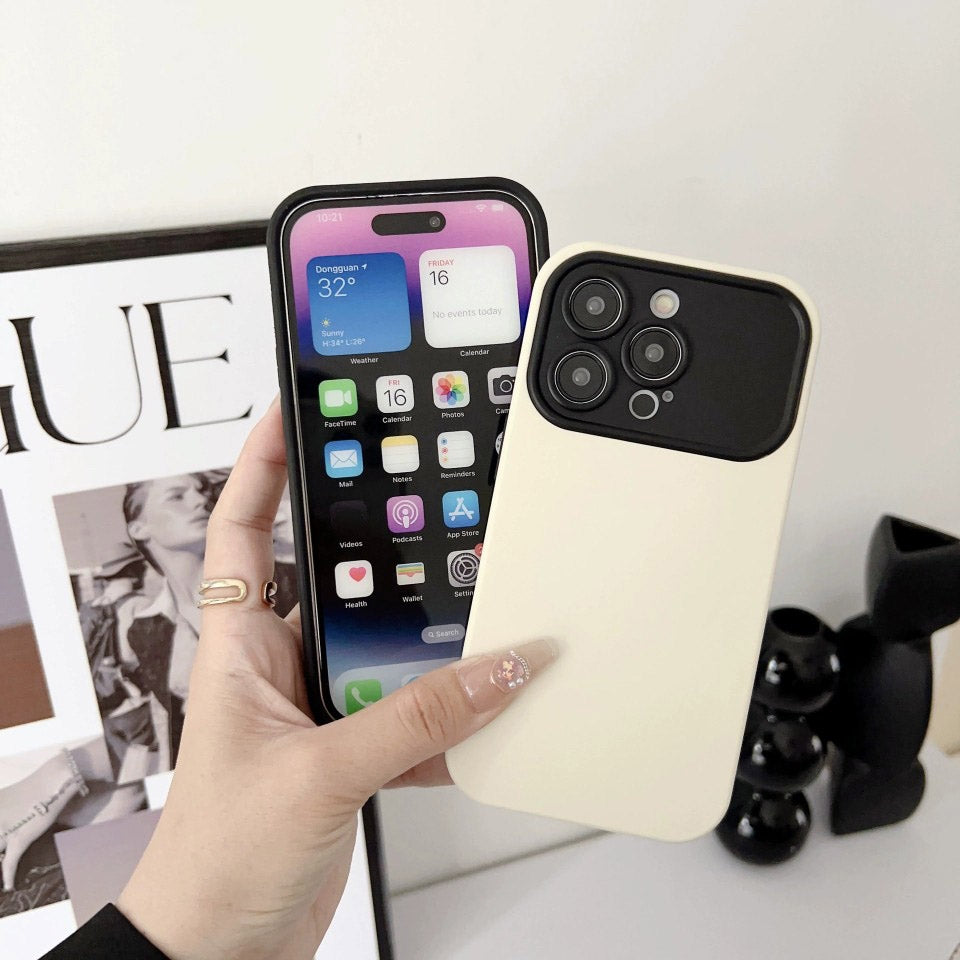 ELECTROPRIME For iPhone 15 Liquid Silicone Phone Case(Black + Beige)