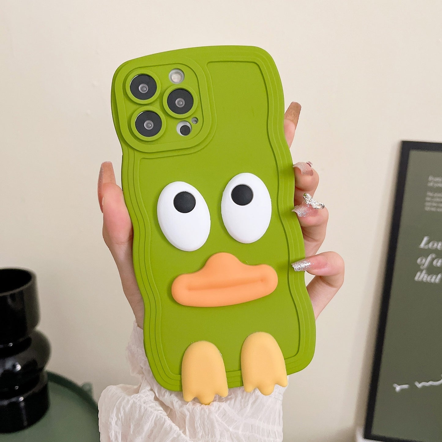 ELECTROPRIME For iPhone 15 Wave Edge Big Duck Silicone Phone Case with Wristband(Green)