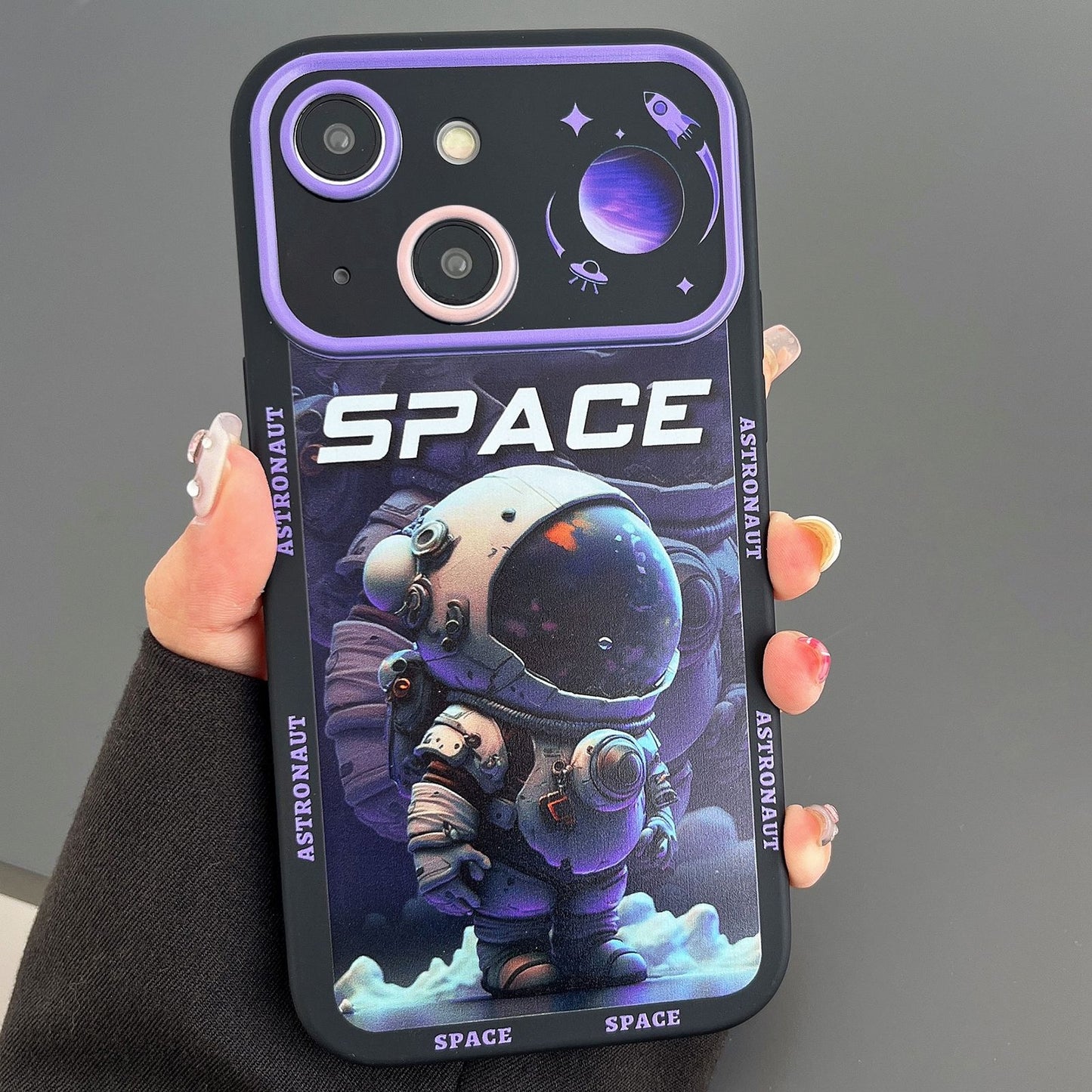 ELECTROPRIME For iPhone 15 Astronaut Pattern Large Window TPU Phone Case(Purple)