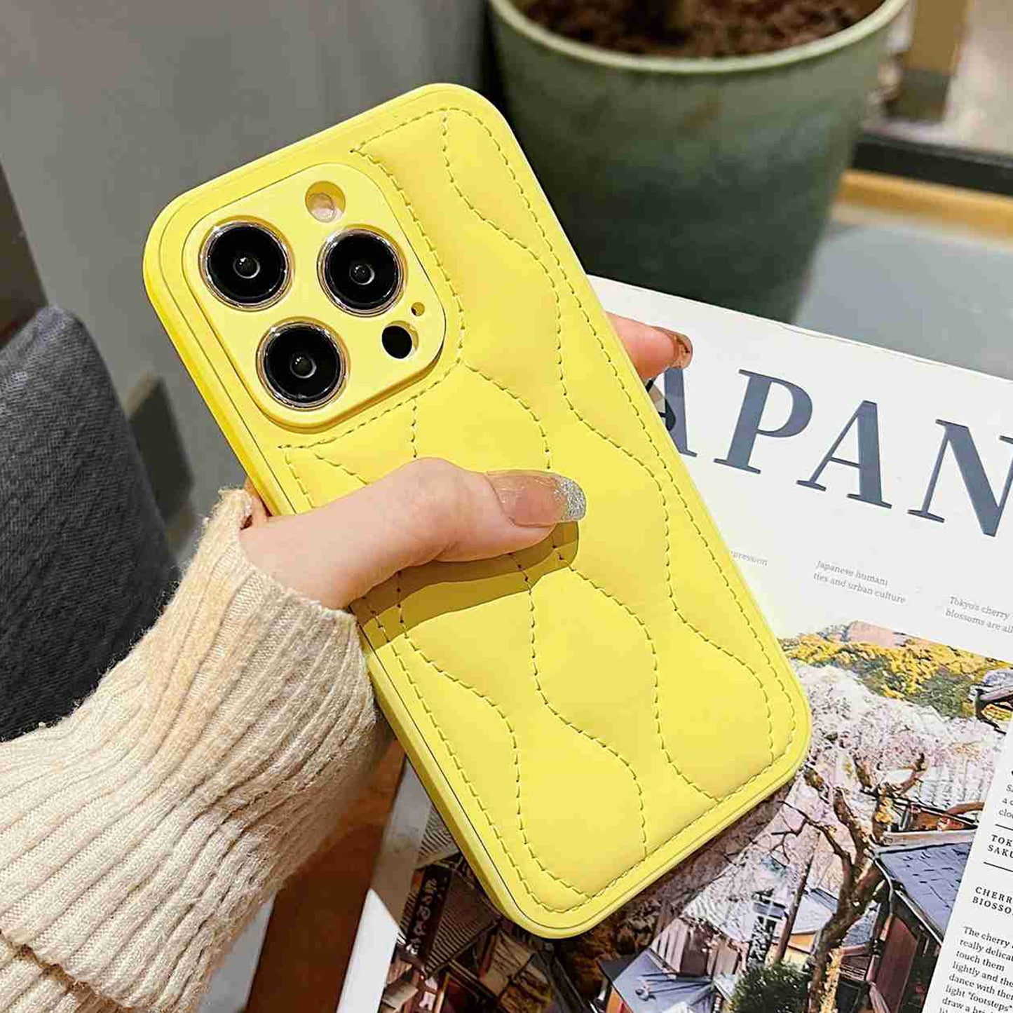 ELECTROPRIME For iPhone 15 Fine Hole 8-shaped Texture Eiderdown Airbag Phone Case(Yellow)