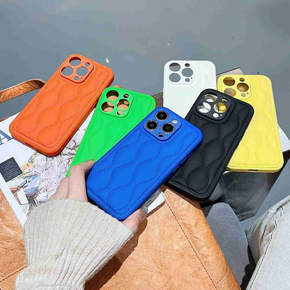 ELECTROPRIME For iPhone 15 Fine Hole 8-shaped Texture Eiderdown Airbag Phone Case(Orange)