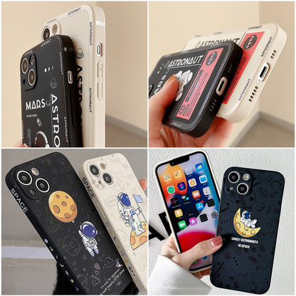 ELECTROPRIME For iPhone 15 Plus Astronaut Pattern Silicone Straight Edge Phone Case(Planet Landing-White)