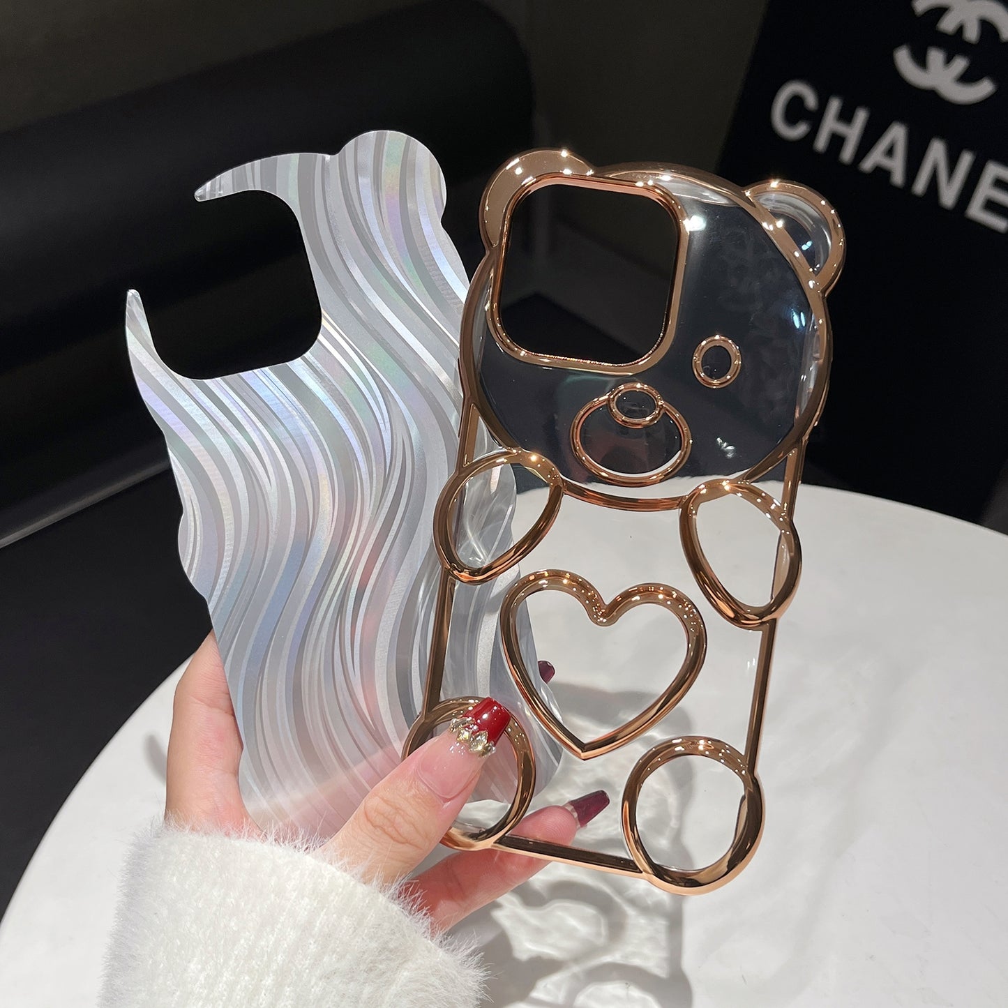 ELECTROPRIME For iPhone 15 Bear Shaped Embossed Electroplated Laser TPU Phone Case(Black)