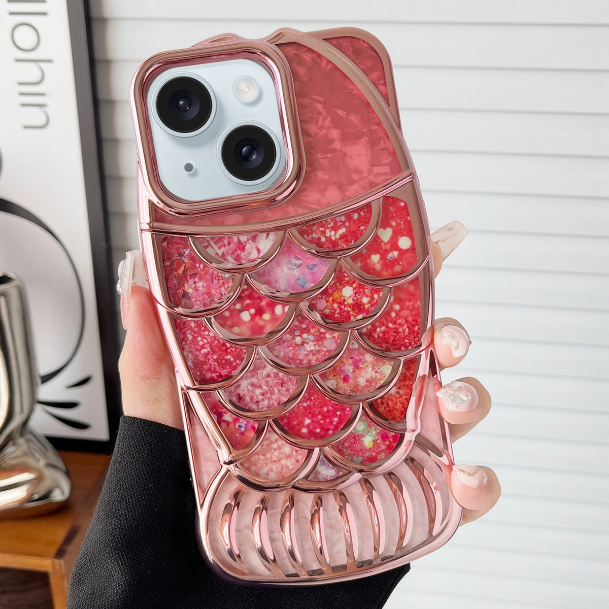 ELECTROPRIME For iPhone 15 Mermaid Shape Painted Paper Embossed Electroplated TPU Phone Case(Rose Gold)