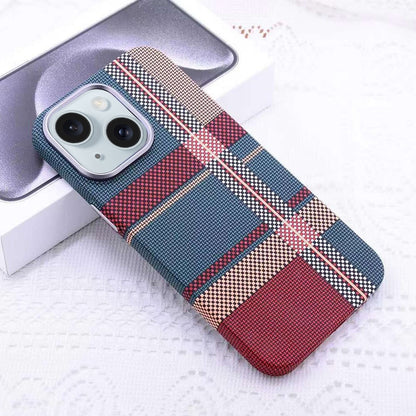 ELECTROPRIME For iPhone 15 Kevlar Carbon Fiber Texture MagSafe Magnetic Phone Case(Red Green Checkered)