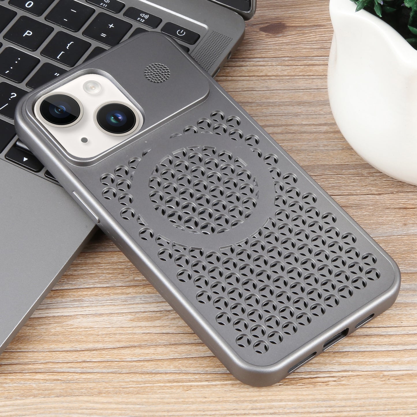ELECTROPRIME For iPhone 15 Pure Color Honeycomb Aromatherapy MagSafe Phone Case(Grey)
