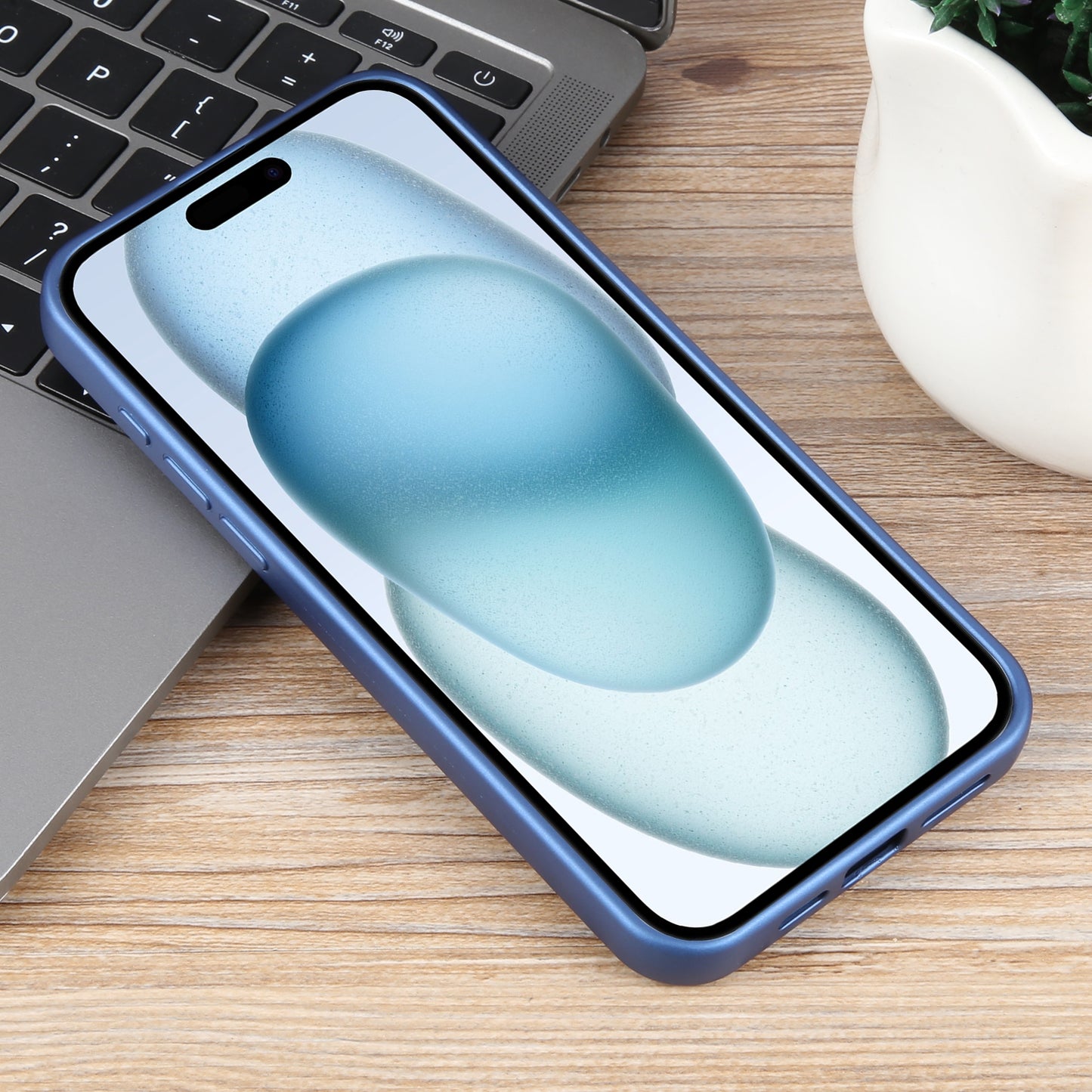 ELECTROPRIME For iPhone 15 Pure Color Honeycomb Aromatherapy MagSafe Phone Case(Blue)