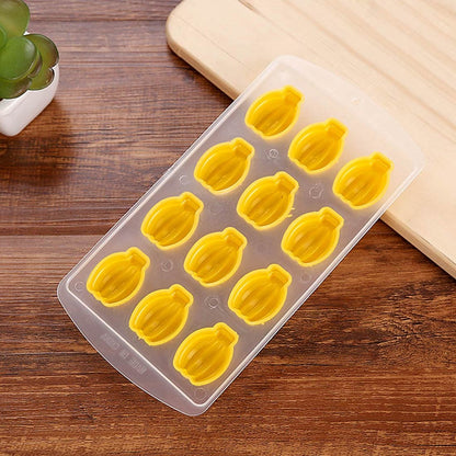 ELECTROPRIME Banana Shaped Silicon Ice Cube Tray / Ice Mold Random Color
