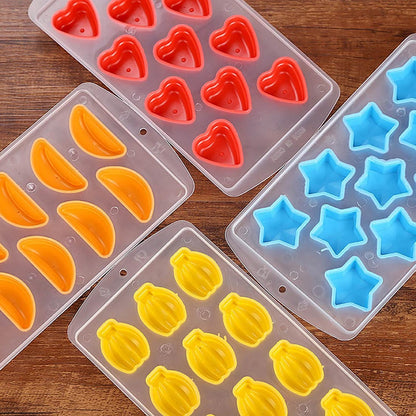 ELECTROPRIME Banana Shaped Silicon Ice Cube Tray / Ice Mold Random Color