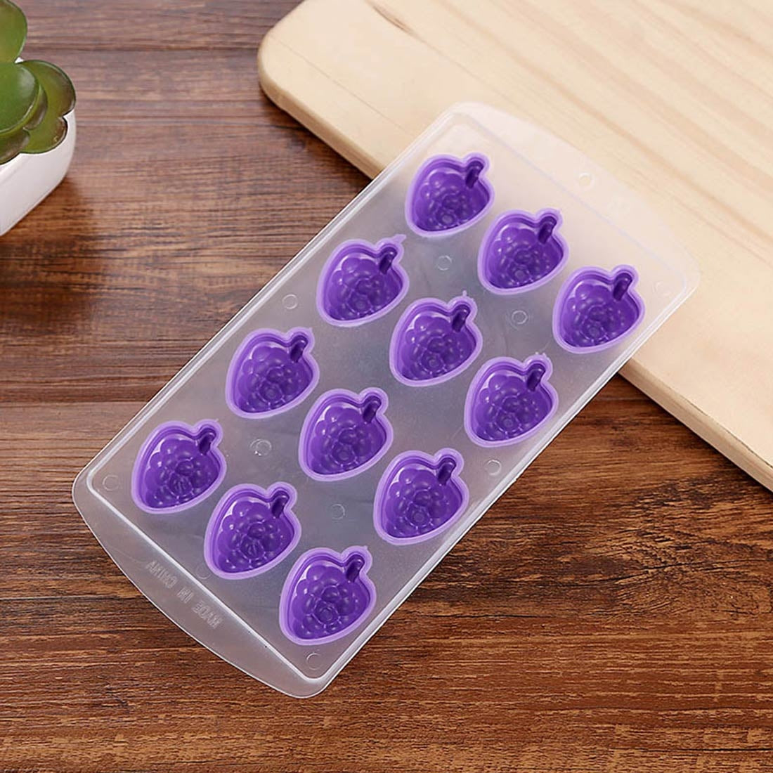 ELECTROPRIME Grape Shaped Silicon Ice Cube Tray / Ice Mold Random Color