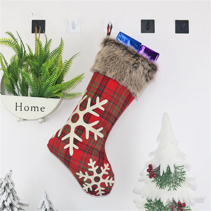 ELECTROPRIME CX20202 Christmas Snowflake Plush Sock Gift Bag Christmas Tree Pendant Decoration