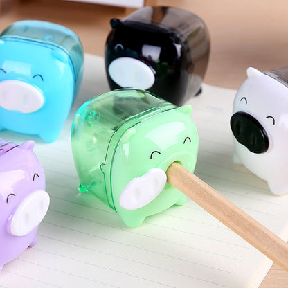 ELECTROPRIME Deli Mini Pig Manual Pencil Sharpeners Kids Friendly at Home Office School, Random Color Delivery