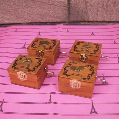 ELECTROPRIME Home Decor Creative Exquisite Retro Wooden Birthday Decorations Music Box, Random Style Delivery