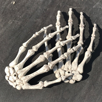 ELECTROPRIME One Pair Halloween Skeleton Hands Haunted House Decoration Props, Size: 15.5 x 10cm