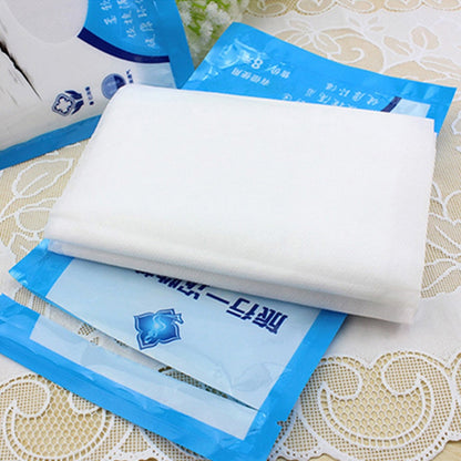 ELECTROPRIME Portable Disposable Travel Nonwoven Pillowcase, Size: 70x50cm