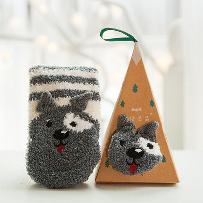ELECTROPRIME Winter Coral Velvet Thick Warm Cartoon Adult Socks, Stereoscopic Animal Pattern Christmas Boxed Gift Socks, Random Style Delivery