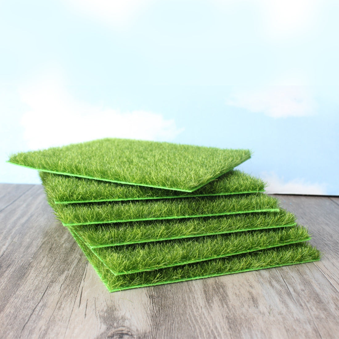 ELECTROPRIME Simulation of Small Lawn Micro-landscape Green Grass Landscape,Size:30 x 30cm