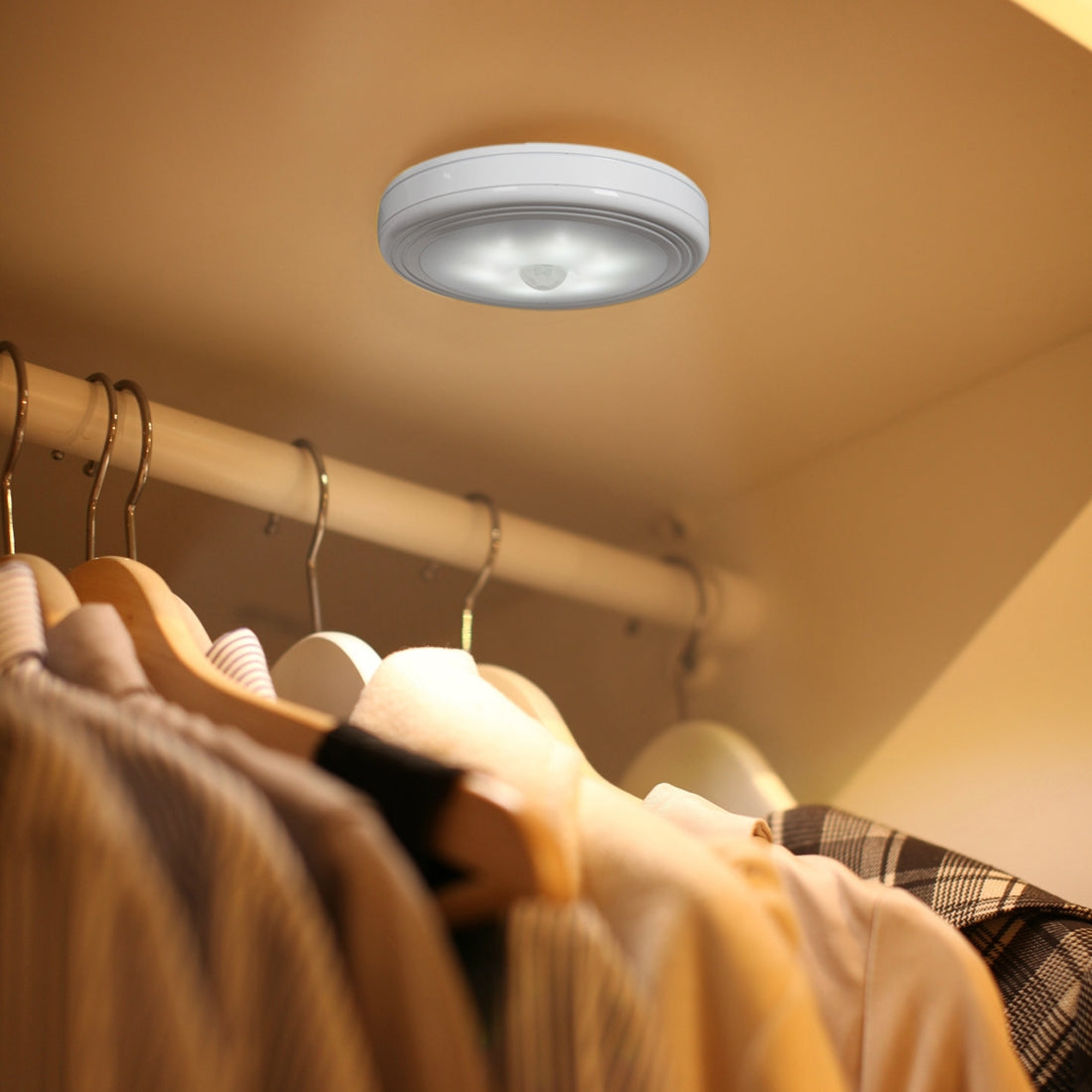ELECTROPRIME 0.3W White Light Round Shape LED PIR Sensor Light , 6 LEDs 30 LM SMD-3528 for Cabinets