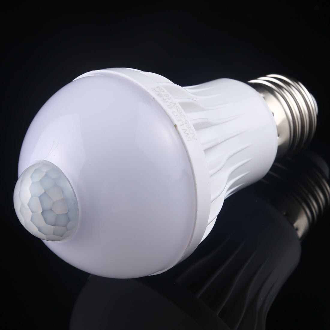 ELECTROPRIME E27 5W 12 LEDs SMD 5730 300LM Infrared Motion Sensor LED Light Bulb, Sensor Distance: 4-6m, AC 220V(White Light)