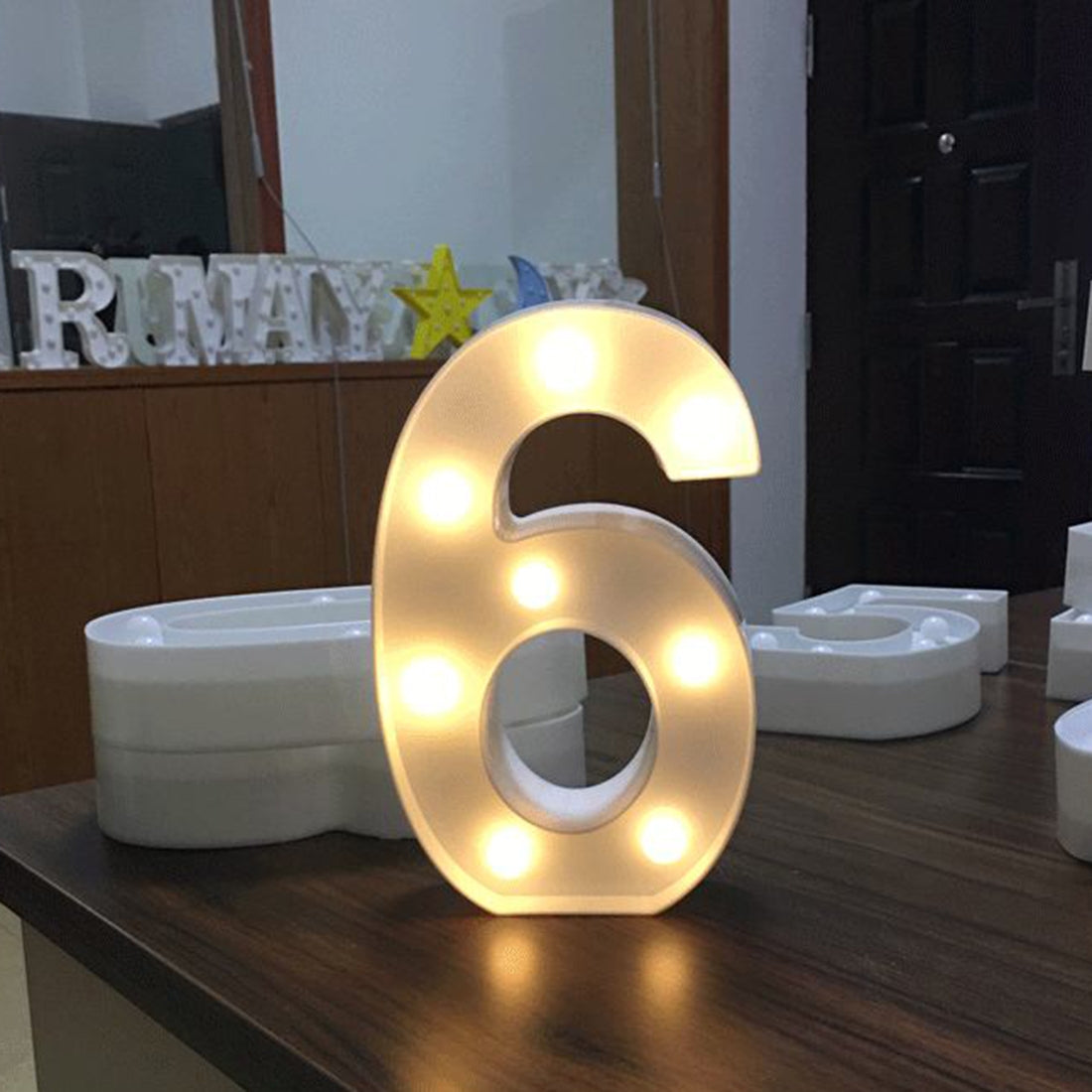 ELECTROPRIME Digit 6 Shape Decoration Light, Dry Battery Powered Warm White Standing Hanging Holiday Light