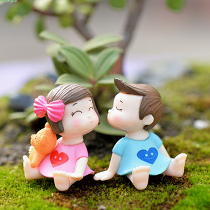 ELECTROPRIME Lovers Bow Garden Dollhouse Decoration Moss Micro Landscape PVC Ornaments