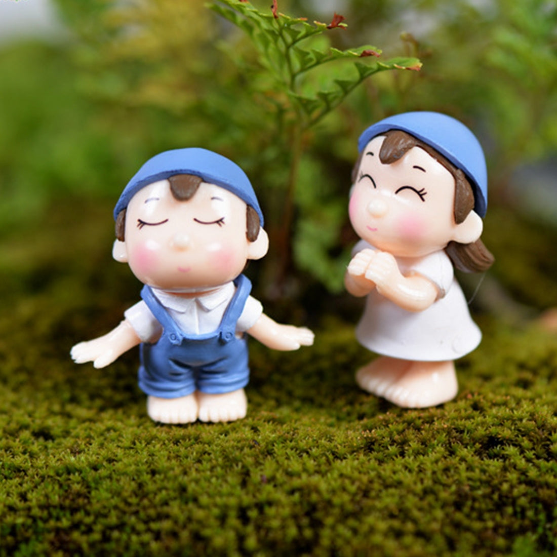 ELECTROPRIME Lovers Smile Garden Dollhouse Decoration Moss Micro Landscape PVC Ornaments(Blue)