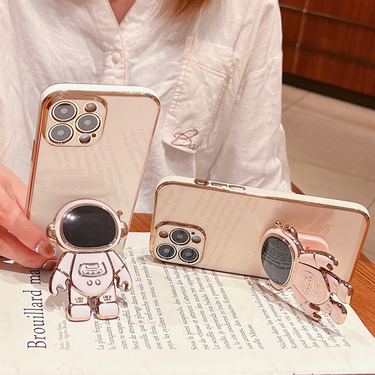 ELECTROPRIME For iPhone 15 Plus Electroplating Astronaut Holder Phone Case(Green)
