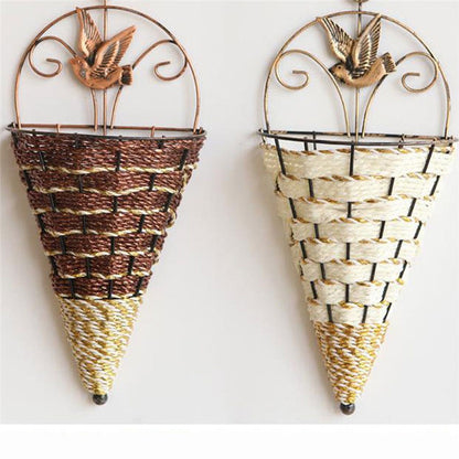 ELECTROPRIME Wall Wicker Hanging Rttan Vase Basket Farm Decoration, Random Color Delivery