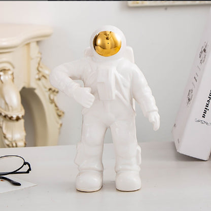 ELECTROPRIME Astronaut Ceramic Model Dried Flowers Ceramic Vase for Tabletop Decor Tool, Shape:Walk(White)
