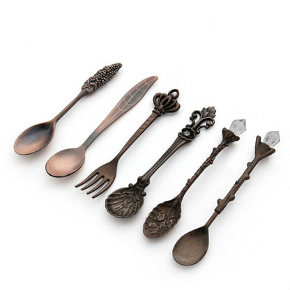 ELECTROPRIME 6pcs / Set Vintage Mini Coffee Spoons Suit Royal Style Metal Carved Coffee Fruit Cutler Dessert Flatware Kitchen Tools Red Bronze