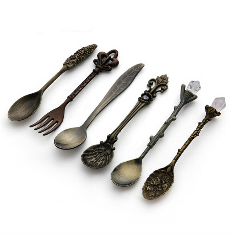 ELECTROPRIME 6pcs / Set Vintage Mini Coffee Spoons Suit Royal Style Metal Carved Coffee Fruit Cutler Dessert Flatware Kitchen Tools Antique Bronze?With Red Fork?