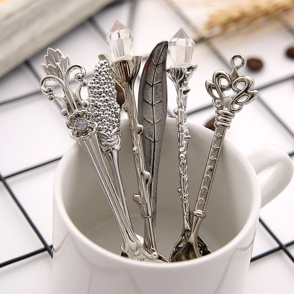 ELECTROPRIME 6pcs / Set Vintage Mini Coffee Spoons Suit Royal Style Metal Carved Coffee Fruit Cutler Dessert Flatware Kitchen Tools Silver