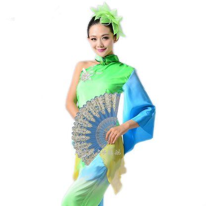 ELECTROPRIME Spain Style Plastic Folding Fan Peacock Lace Fan Ladies Dance Gilding Fan, Size:23x42cm(Red)